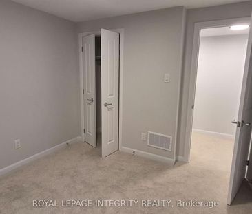For Lease - 401 Glenroy Gilbert Drive Unit# 8, Barrhaven, Ontario - Photo 5