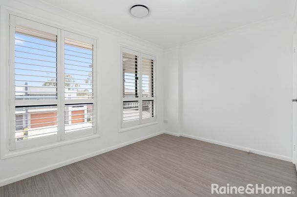 1/11 Piper Street, West Hoxton, NSW 2171 - Photo 1