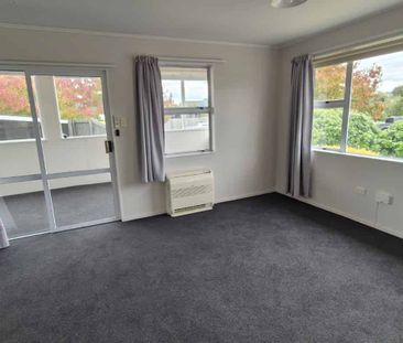 Close to Renwick School - Photo 4