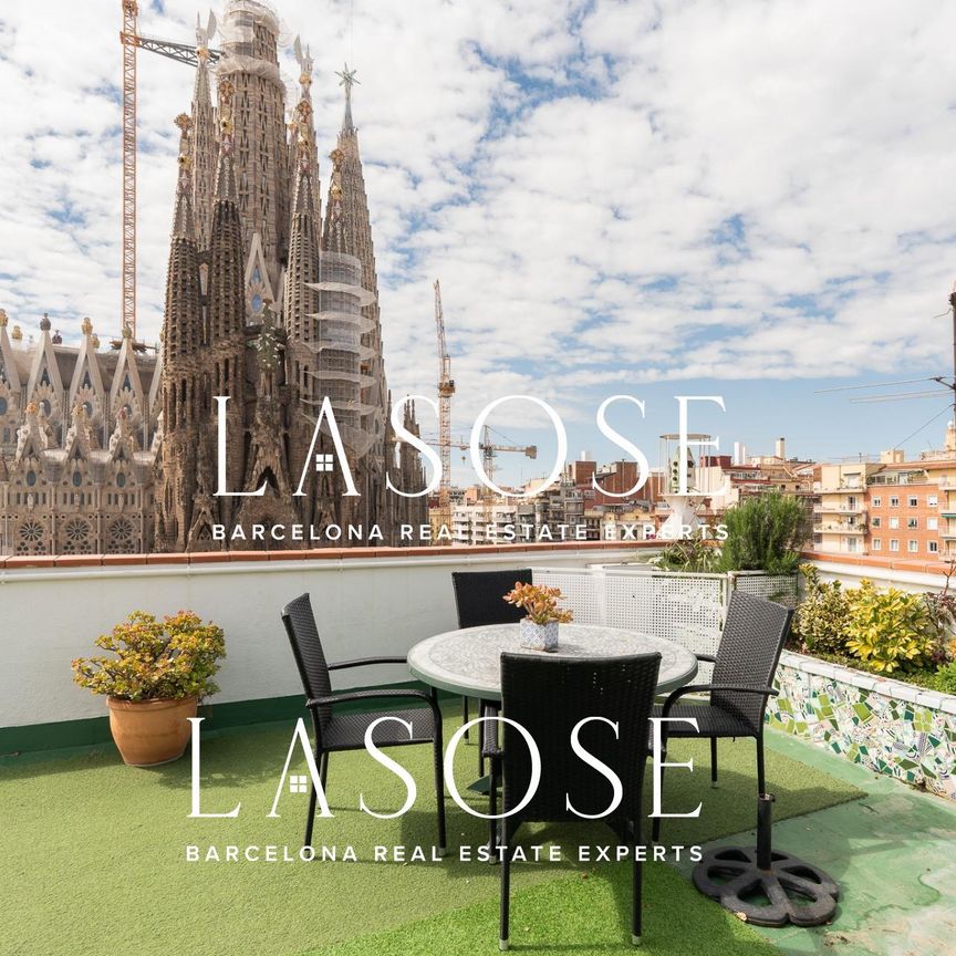 Apartment 63m² with terrace to rent in Dreta de l'Eixample, Barcelona - Photo 1