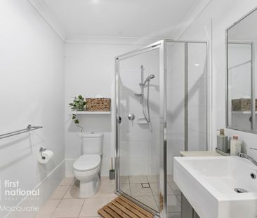 LOW MAINTENANCE STYLISH LIVING - Photo 4