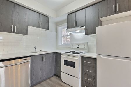 For Lease - 8 Tisdale Street Unit# 10, Hamilton, Ontario - Photo 4