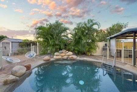2 Banora Court, Mount Louisa - Photo 5