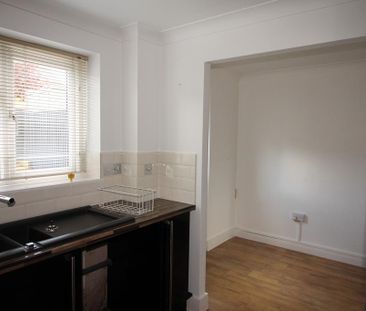 2 bedroom terraced house to rent - Photo 6