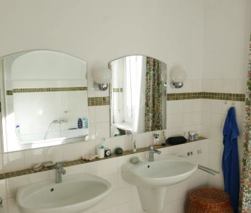 Charmante und Elegante Stadtvilla mit Aussicht - Photo 6