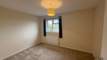 2 bedroom terraced house to rent - Photo 2