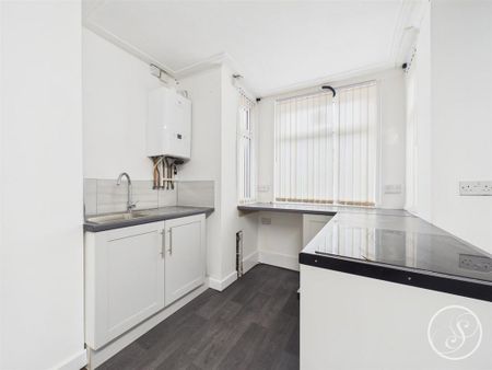 3 bedroom terraced house to rent - Photo 5