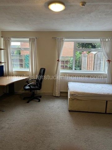 Carmoor Road, Manchester, M13 0DY - Photo 2