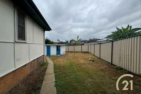 Five Bedroom Home, in a Prime Location! - Photo 3