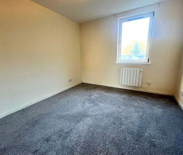 Flat A, 28 Fraser Road, AB25 3UH, Aberdeen - Photo 2