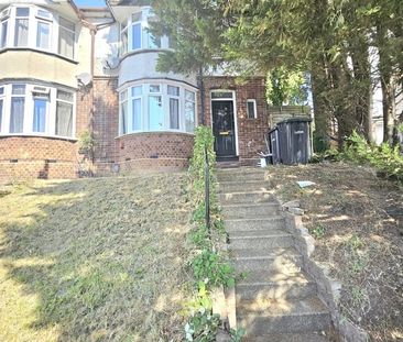 3 Bed Semi-Detached House, Meyrick Avenue, LU1 - Photo 5