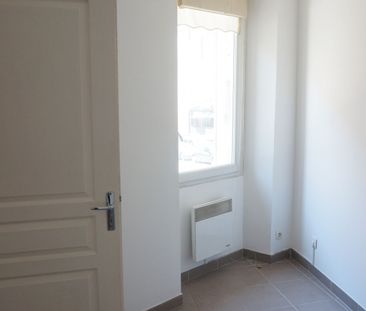 Appartement 2 pièces 28m2 MARSEILLE 6EME 545 euros - Photo 5