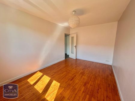 Location Appartement 2 pièces 42m² ST ETIENNE 42100 - Photo 3