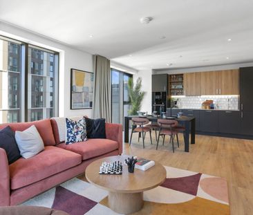 Live at Vertus’ newest Wood Wharf address: elegant, fully furnished 2-bed apartments with a gym, reformer Pilates studio, co-working spaces, and lounges for modern living. - Photo 1