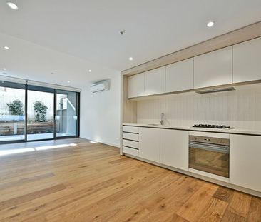 Register to Inspect // Ground Floor Modern Apartment with Modern an... - Photo 2