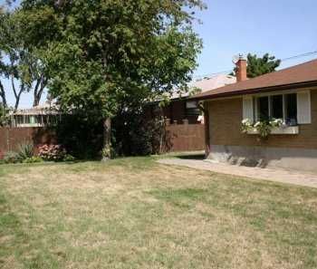 For Lease - 2 Tynevale Drive, Toronto, Ontario - Photo 1