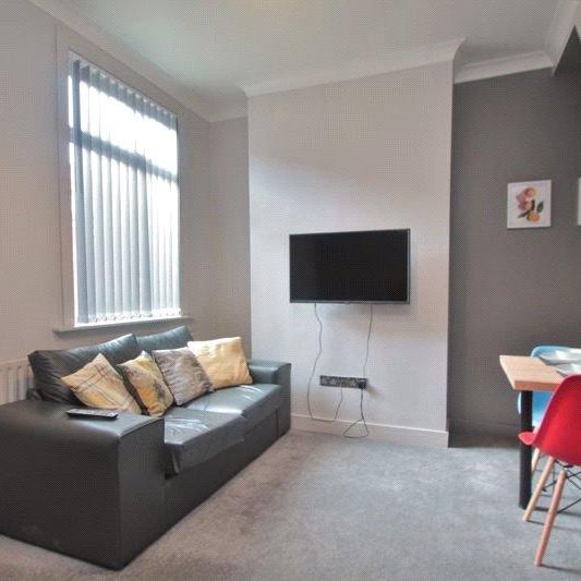 3 bedroom property to rent - Photo 1