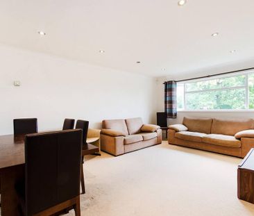 2 bedroom flat to rent - Photo 3