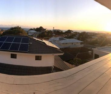 2 Bed Apartment, PANORAMIC OCEAN VIEWS, top 2 floors, HUGE 185m2 + ... - Photo 6