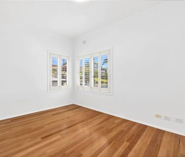 Cosy Three Bedroom Home - Photo 2