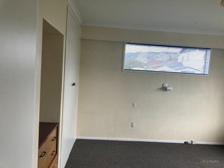 Bottom-Story Flat � 20 Manse Street - Photo 4