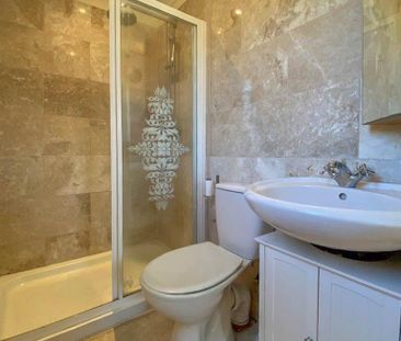 Studio to rent - Photo 6