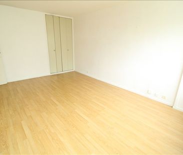 Location Appartement 1 pièce 31m² - Photo 1