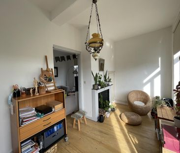 OORDEGEM - Charmant appartement met koer vlakbij het centrum - Photo 4