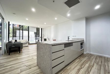 Convenience 3 bed room apartment - Photo 2