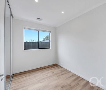 Open the Door to Modern Comfort and Effortless Living - Photo 3