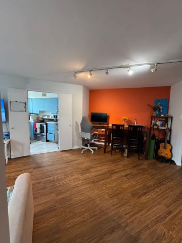 For Lease - 25 Maitland Street Unit# 212, Toronto, Ontario - Photo 2