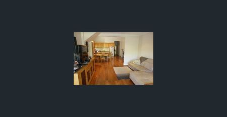 Light filled, spacious with two living areas and great outdoor entertaining space. - Photo 5