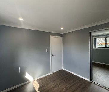 Modern 2-Bedroom Granny Flat For Rent ! - Photo 1