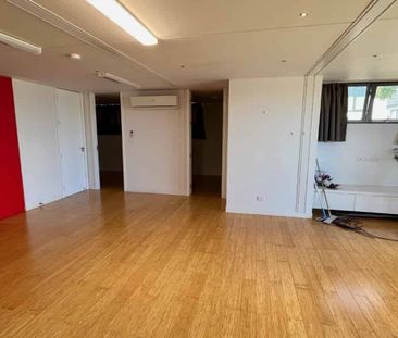 Sunny, Spacious & Peaceful Living Ã¢ÂÂ 8A Crosby Road, West Harbour - Photo 1