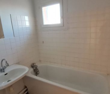 APPARTEMENT DE TYPE 4 BRIOUDE - Photo 2