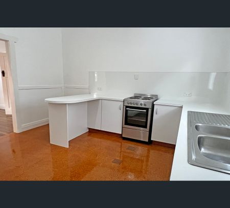 34 Elizabeth Street, Coffs Harbour, NSW 2450 - Photo 2