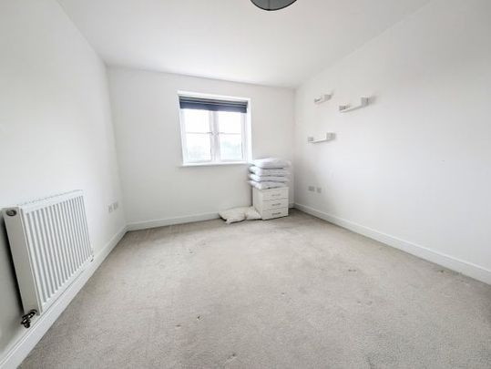 Fontwell 2 bedroom flat to rent - Photo 1