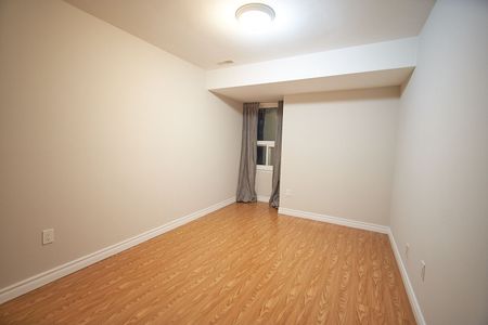For Lease - 35 Longboat Avenue Unit# Upper, Toronto, Ontario - Photo 4