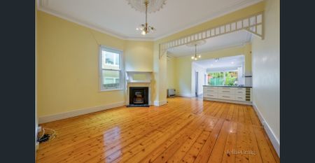 Victorian Terrace Splendour - Photo 2