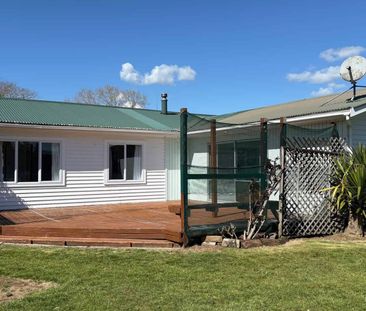 Spacious Rural Living - Photo 1