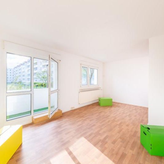 Familienfreundliche 4-Zimmerwohnung in Halle-Neustadt - Foto 1