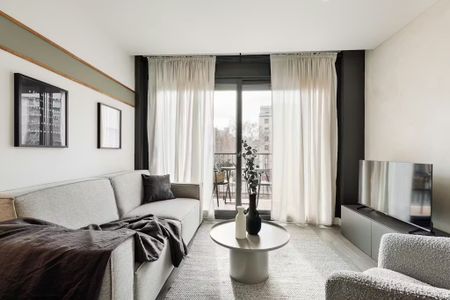 Carrer de Morales, Barcelona, Catalonia 08029 - Foto 2