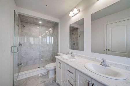 For Lease - 5 Frederick Taylor Way, East Gwillimbury, Ontario - Photo 3