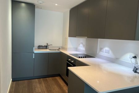 Saffron Square - Photo 5