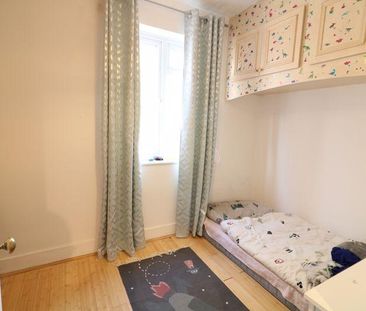 3 bedroom end of terrace house to rent - Photo 5