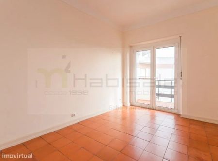 Cascais E Estoril, Lisbon - Photo 3