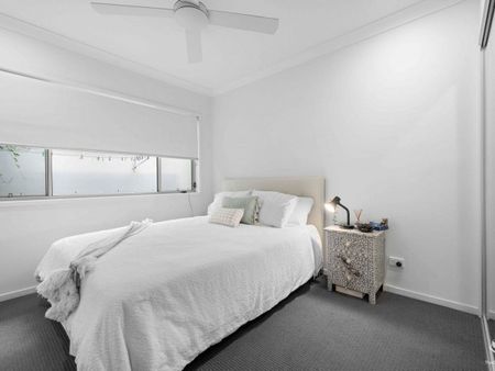 Modern 3-Bedroom Villa in Prime Location – $680 per week - Photo 3