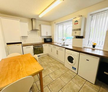 3 bedroom apartment to rent - Photo 1