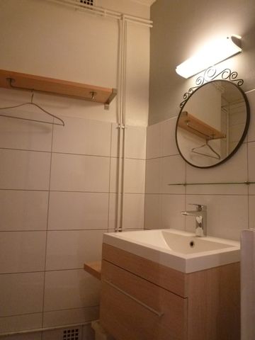 Beau studio meublé sans vis à vis – Neudorf / Route de l’Hopital - Photo 5