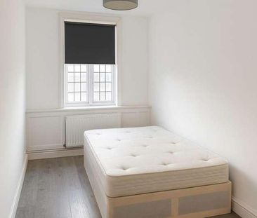 Amy Road, Oxted, RH8 - Photo 2